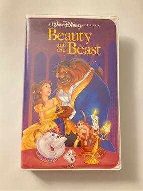 RARE Disney Beauty and the Beast VHS black diamond edition, good condition